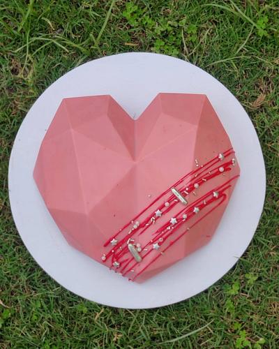 Heart shaped pinata cake - Cake by Tandeep