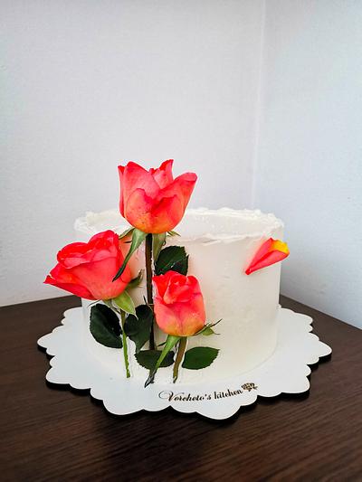 Roses cake  - Cake by Vyara Blagoeva 