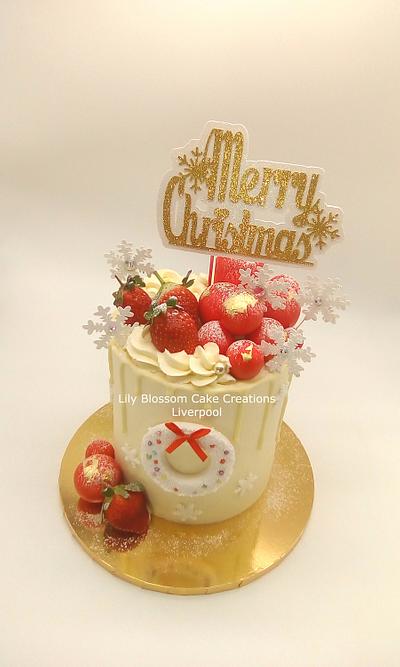 White Christmas Cake - Cake by Lily Blossom Cake Creations