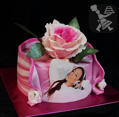 Birthday wonan cake  - Cake by Sunny Dream