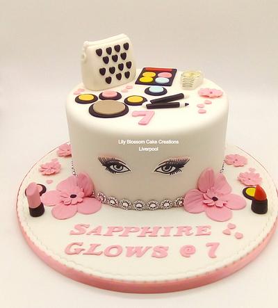 Makeup Birthday Cake - Cake by Lily Blossom Cake Creations