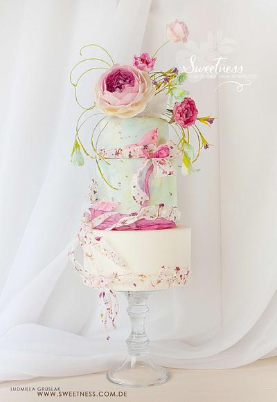 Delicate Floral Cake - Cake by Ludmilla Gruslak