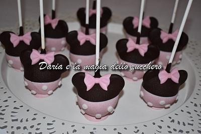 Minnie cakepops - Cake by Daria Albanese