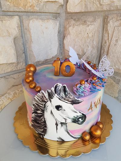 Handpaimted horse cake - Cake by TorteMFigure