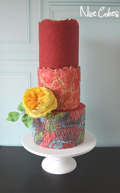 Textured birthday cake - Cake by Paula Rebelo
