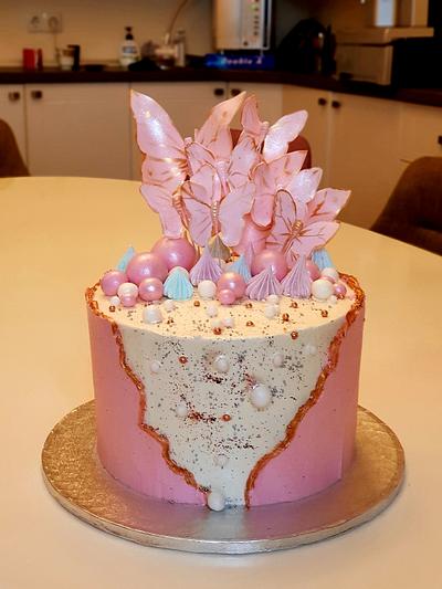 Butterfly cake - Cake by Corneluş 
