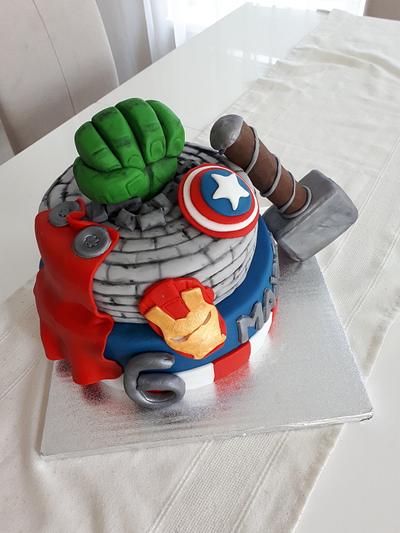 Avengers Cake - Cake by Wewe
