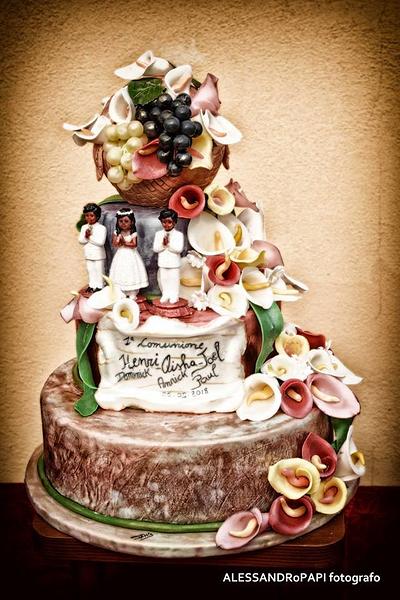 comunion cake. triplets  - Cake by Amélie Ngantcha