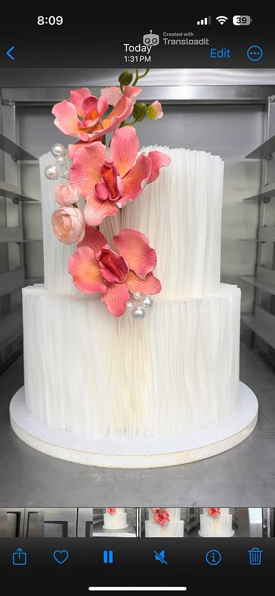 Wafer paper elegance  - Cake by MsTreatz