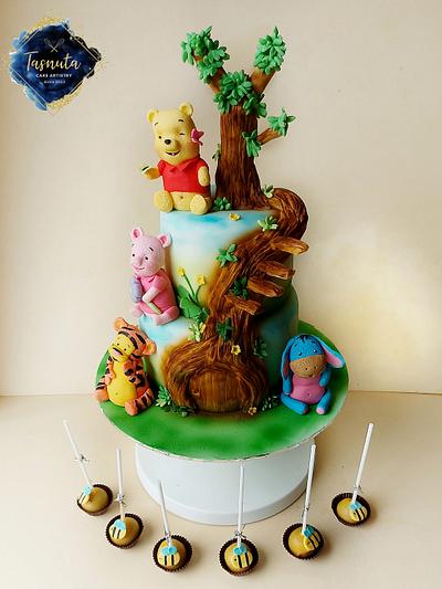 Winnie the Pooh - Cake by Tasnuta Cake Artistry ( TASNUTA ALAM)