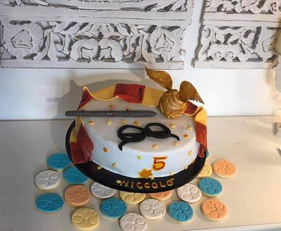Harry Potter cake and biscuits - Cake by CupClod Cake Design