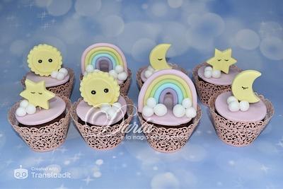 Rainbow, sun and moon cupcakes - Cake by Daria Albanese