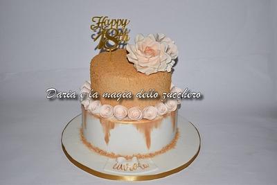 White and gold cake - Cake by Daria Albanese