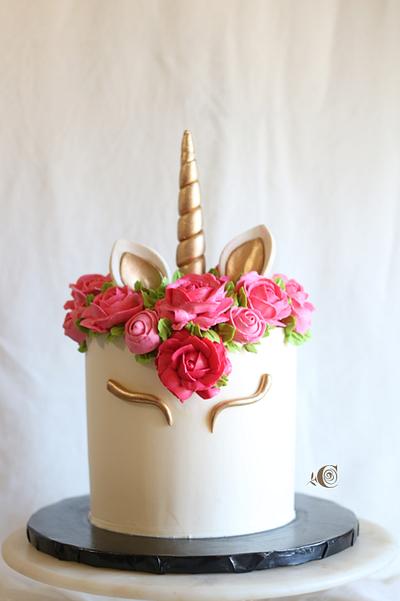 Unicorn Cake - Cake by CandiRosa