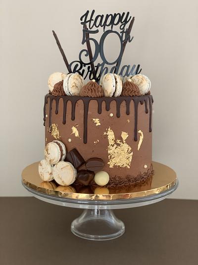 Chocolate drip cake - Cake by Popsue
