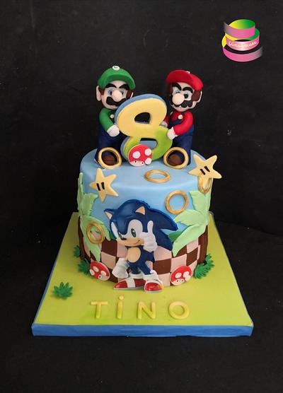 Mario and Sony cake - Cake by Ruth - Gatoandcake