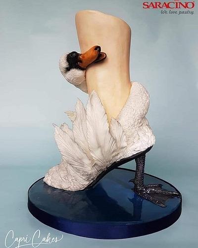 Beauty of an Swan, The Crazy Shoe Collaboration  - Cake by Claudia Kapers Capri Cakes