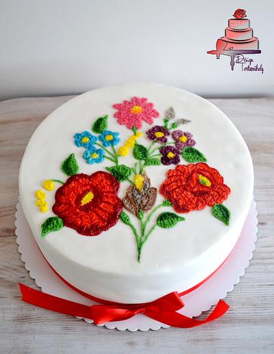  Kalocsa embroidery cake - Cake by Krisztina Szalaba
