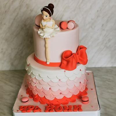 Торта с балерина  - Cake by CakeBI9