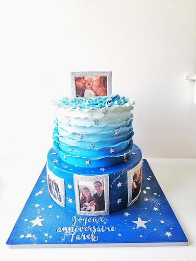 Blue ruffle cake - Cake by Nohadpatisse 