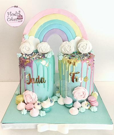 Rainbow drip Cakes🌈🤗💗 - Cake by Hend Taha-HODZI CAKES
