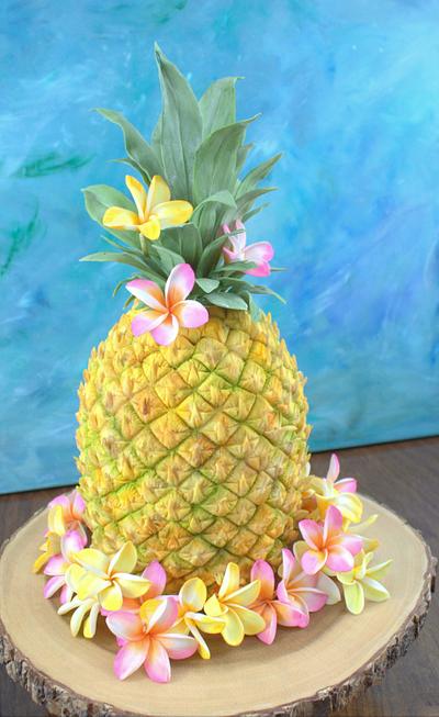 3D Pineapple cake  - Cake by Lynette Brandl
