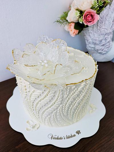 Isomalt flower cake  - Cake by Vyara Blagoeva 