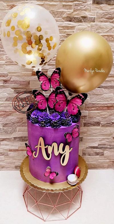 Purple cake - Cake by Marilyn Paredes 