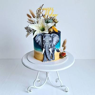 Olivia, the elephant - Cake by Cakexcite