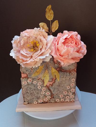 Wafer paper peony and English rose cake - Cake by Darina