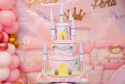 Princess Castle Cake🏰💖 - Cake by Hend Taha-HODZI CAKES