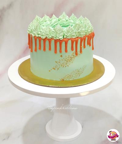 Pineaaple Gold cake - Cake by Aparnashree 