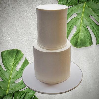 White beauty  - Cake by The Custom Piece of Cake