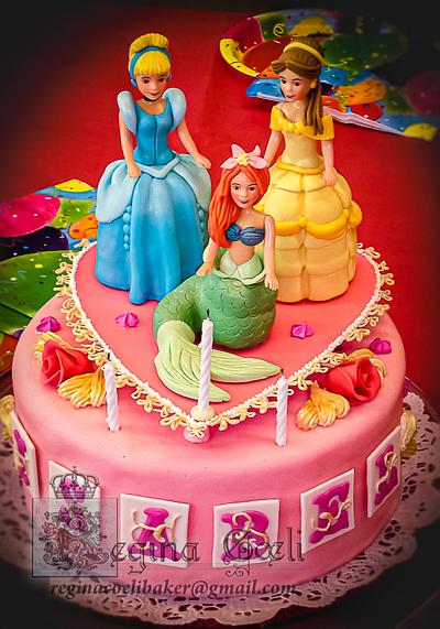 Three princesses  - Cake by Regina Coeli Baker