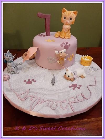 Cats everywhere!! - Cake by Konstantina - K & D's Sweet Creations
