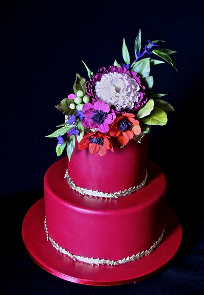 Red Floral Cake - Cake by Carol Pato