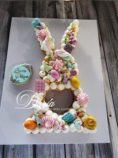 Easter bunny cream tarte - Cake by Daria Albanese
