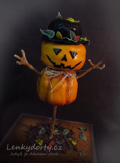 Gravity defying pumpkin cake - Cake by Lenkydorty