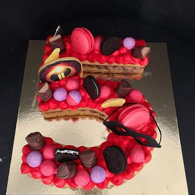 5-cake - Cake by Ruth - Gatoandcake