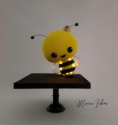 Queen Bee - Cake by Maira Liboa