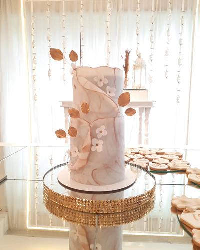 Marbled cake  - Cake by Silvia Caballero