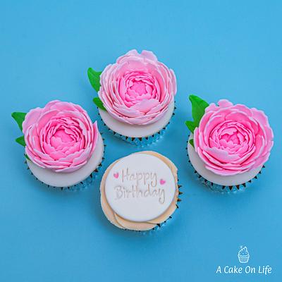 Peony Cupcakes - Cake by Acakeonlife