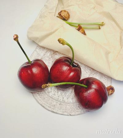 Cherries 🍒  - Cake by Trelaka Maria (matreria)