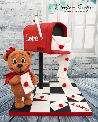 Love letters mailbox cake. - Cake by Creme & Fondant