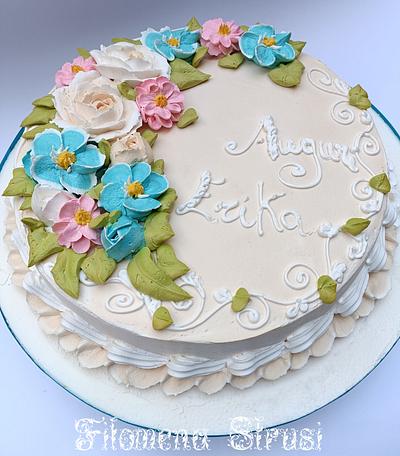 Sac a poche whippingcream flowers  - Cake by Filomena