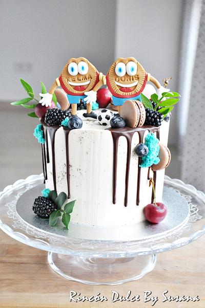 Drip Cake Doradita - Cake by rincondulcebysusana