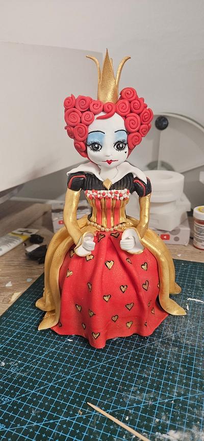 Queen of Hearts - Cake by Katie