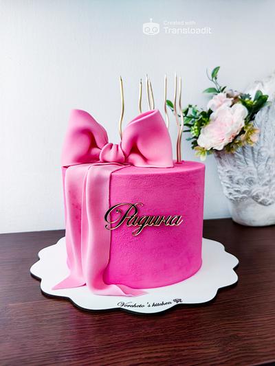 Girly cake - Cake by Vyara Blagoeva 