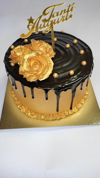 Whippingcream Gold cake  - Cake by Filomena
