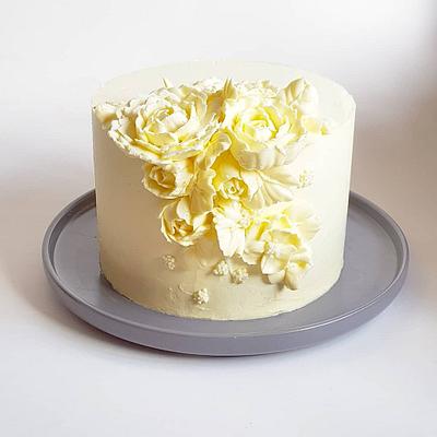 The "All White Affair" - Cake by NewYorkCakeCo